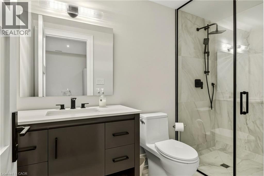 368 Fourth Line Property Photo 38