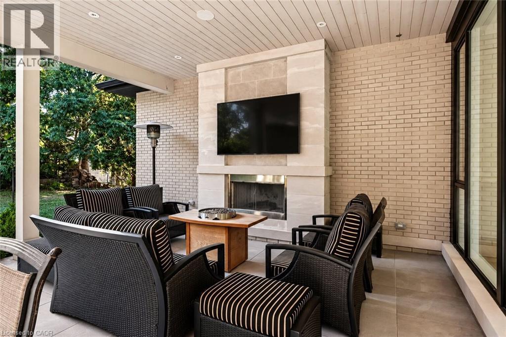 368 Fourth Line Property Photo 46