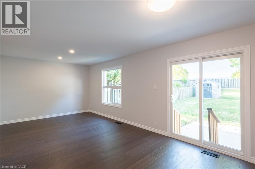 537b Barwick Crescent Property Photo 12