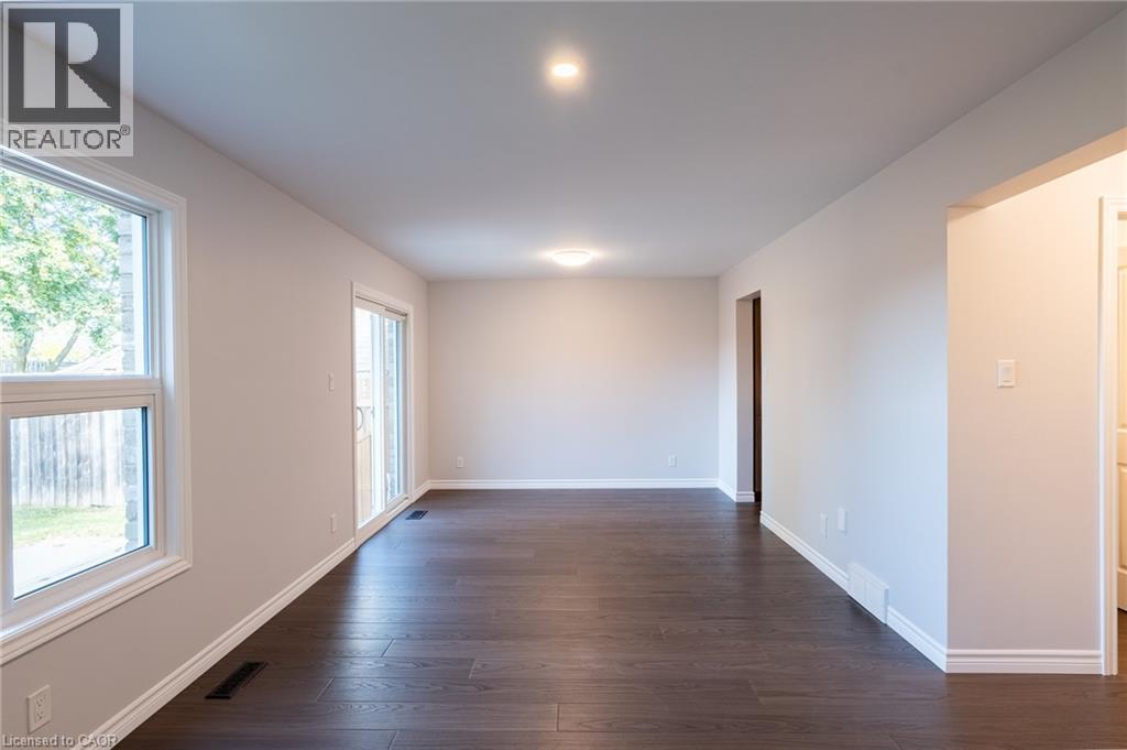537b Barwick Crescent Property Photo 14