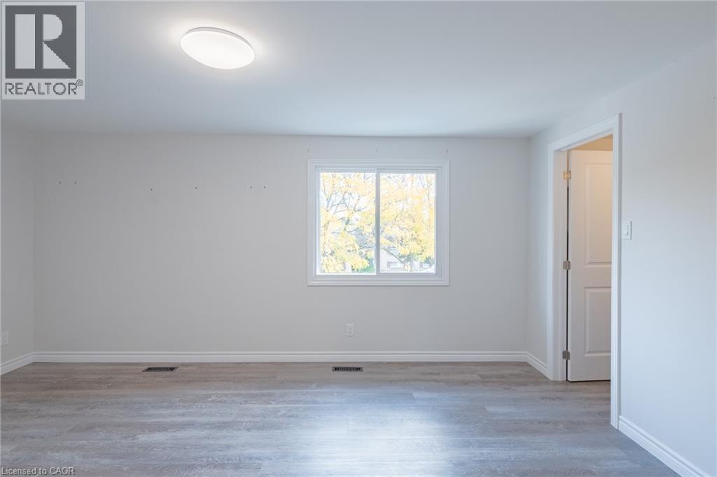537b Barwick Crescent Property Photo 31