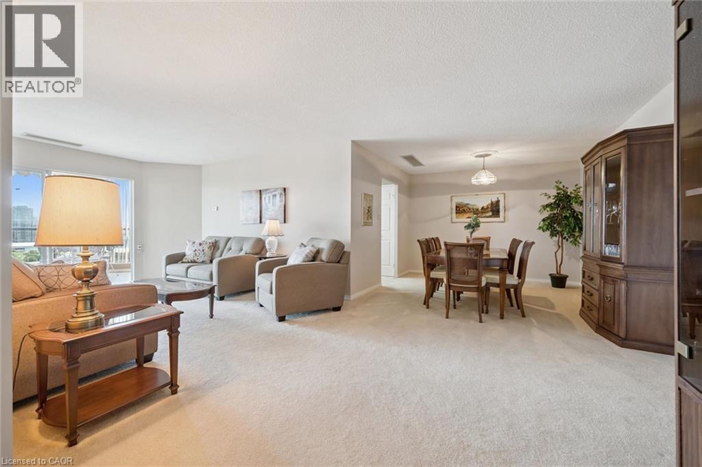 265 Westcourt Place Unit# Ph04 Property Photo 8