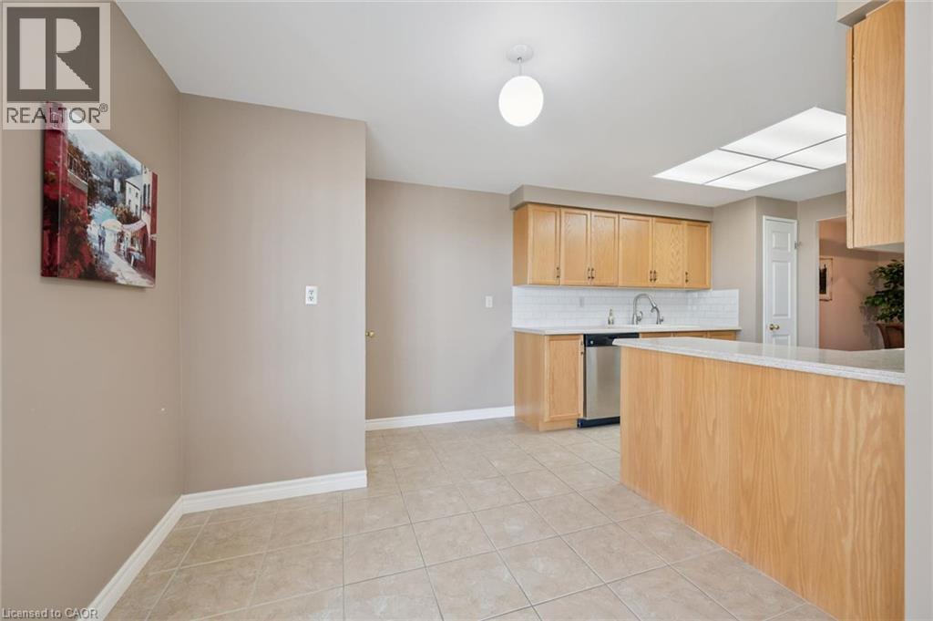265 Westcourt Place Unit# Ph04 Property Photo 22