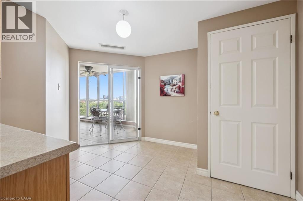 265 Westcourt Place Unit# Ph04 Property Photo 23