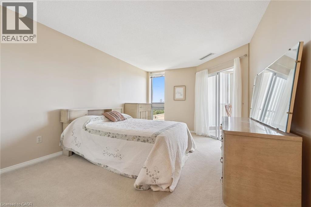 265 Westcourt Place Unit# Ph04 Property Photo 32