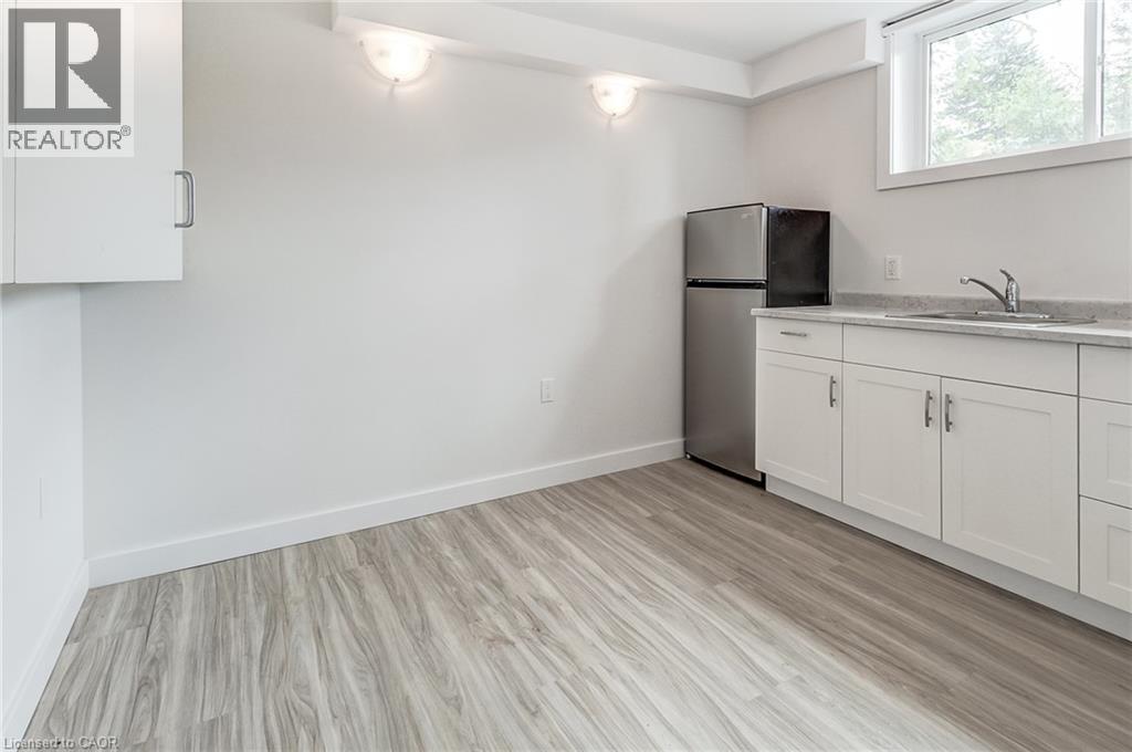 105 Dixon Street Property Photo 15