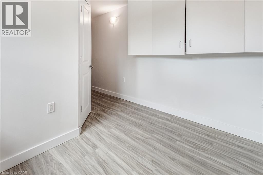 105 Dixon Street Property Photo 17