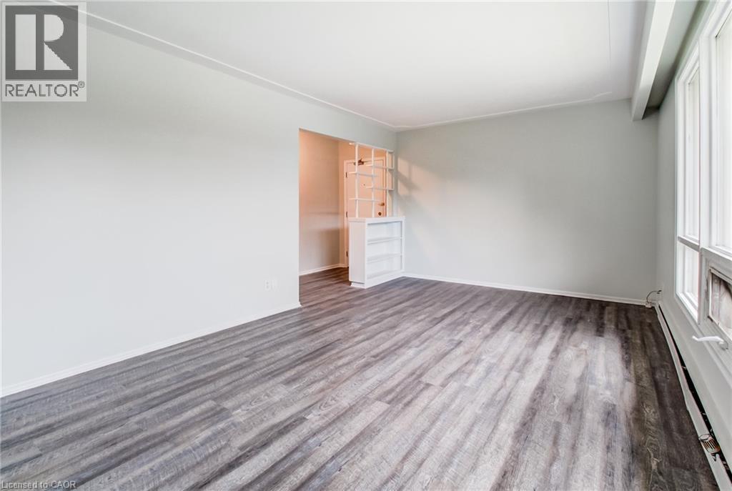 105 Dixon Street Property Photo 23
