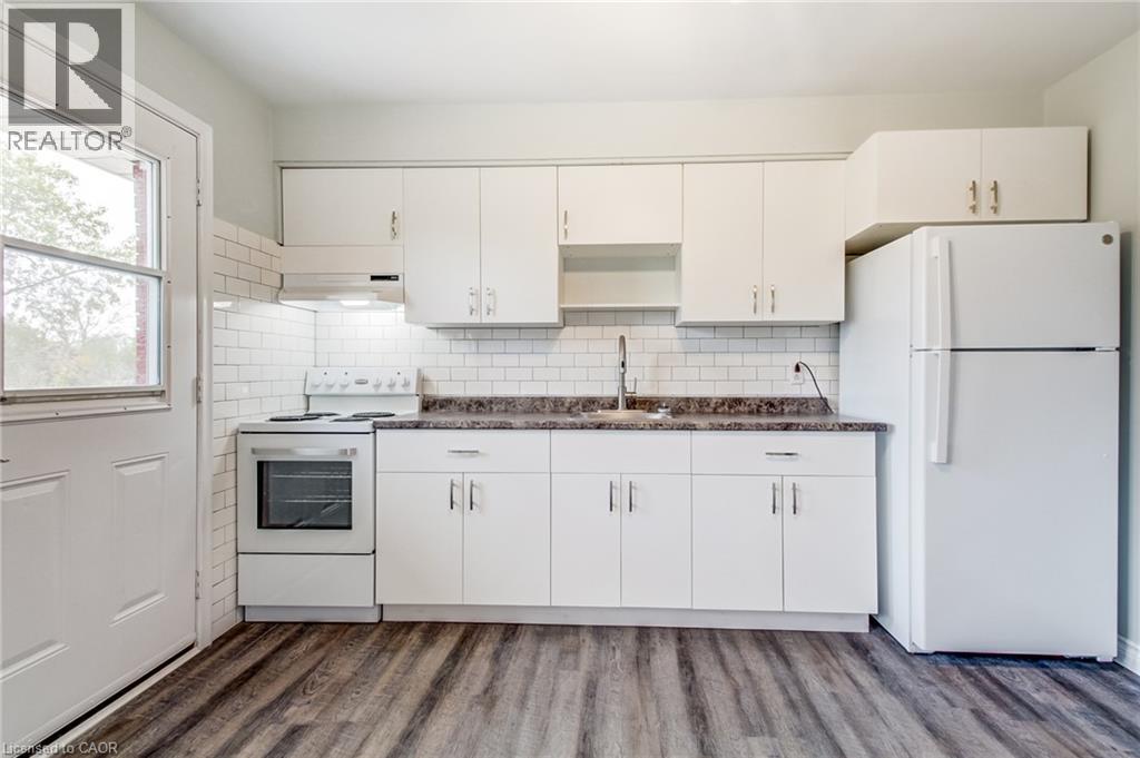 105 Dixon Street Property Photo 27