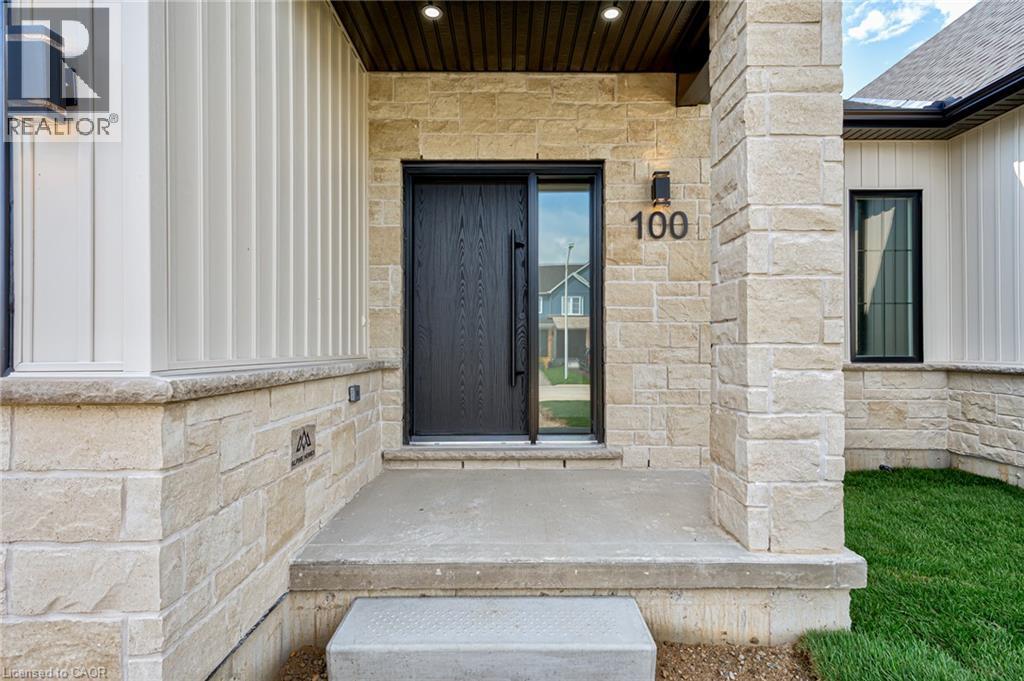 100 Clayton Street Property Photo 2