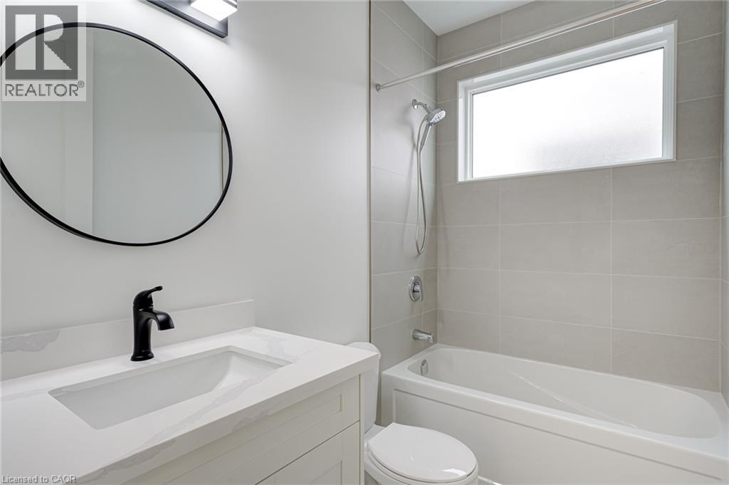 100 Clayton Street Property Photo 11