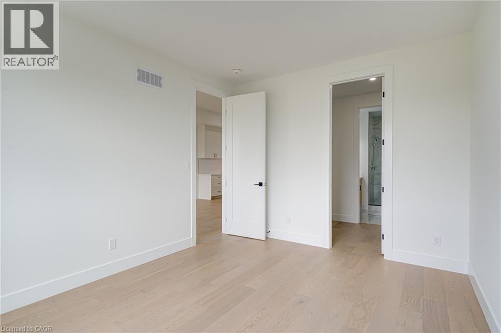 100 Clayton Street Property Photo 16