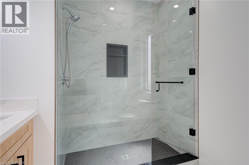 100 Clayton Street Property Photo 20