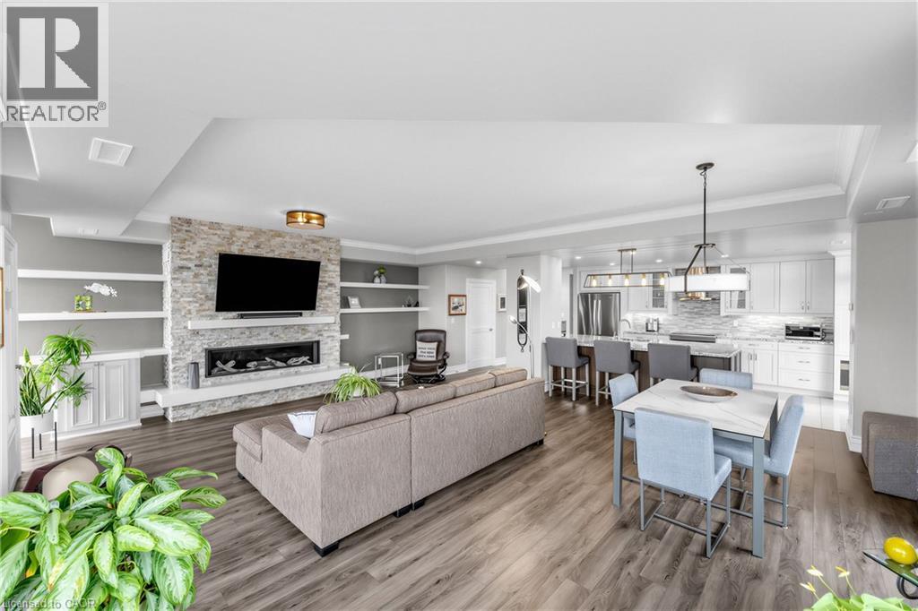 1477 Lakeshore Road Unit# Ph 1 Property Photo 5
