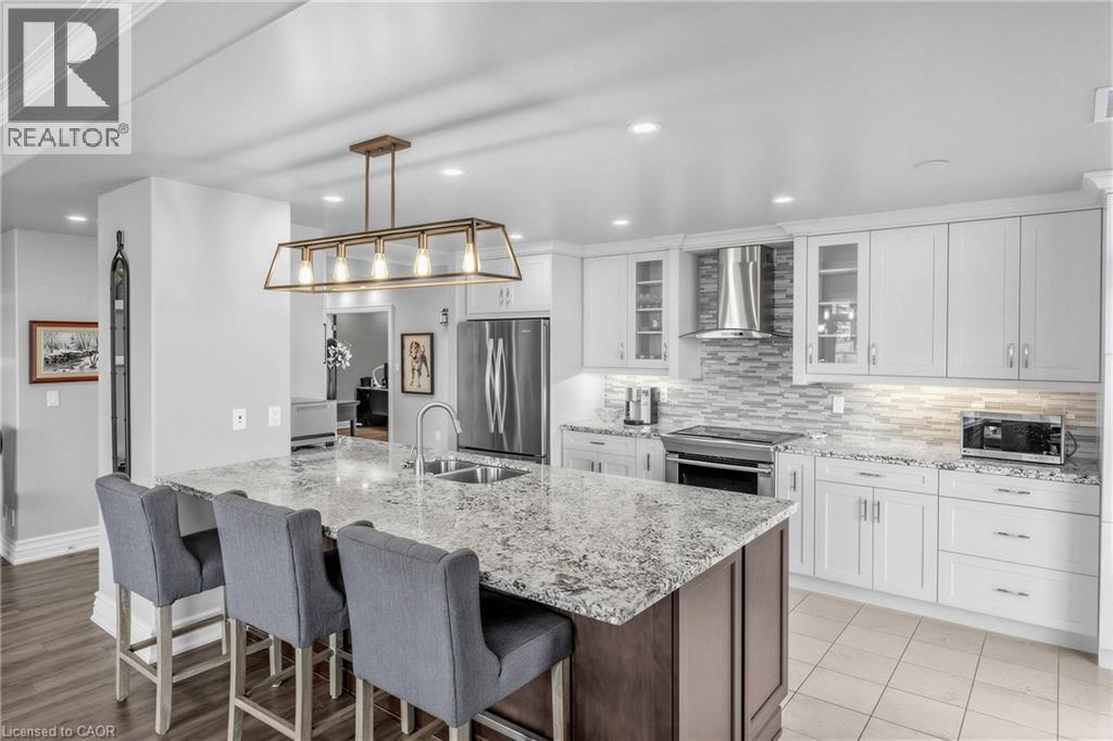 1477 Lakeshore Road Unit# Ph 1 Property Photo 11