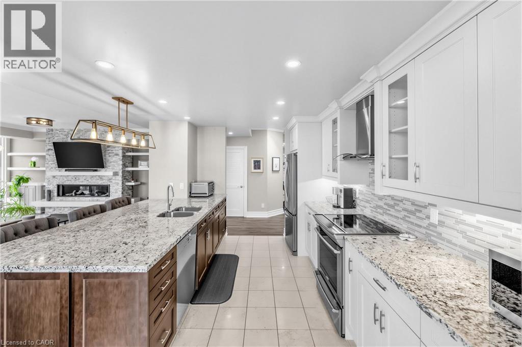 1477 Lakeshore Road Unit# Ph 1 Property Photo 12