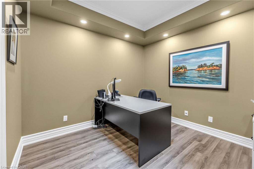 1477 Lakeshore Road Unit# Ph 1 Property Photo 28