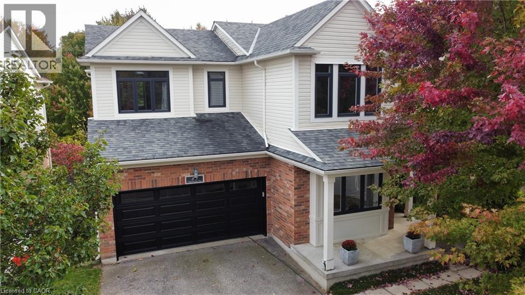 83 Glazebrook Crescent Property Photo 2
