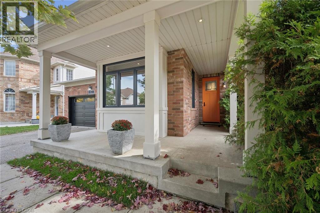 83 Glazebrook Crescent Property Photo 3
