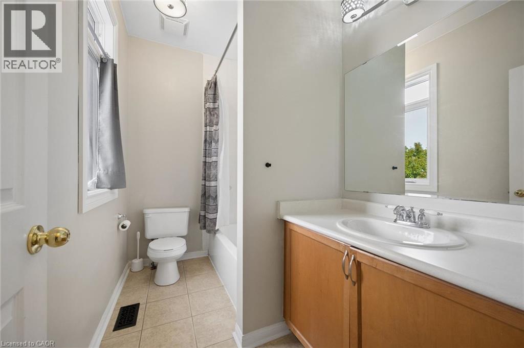 83 Glazebrook Crescent Property Photo 28