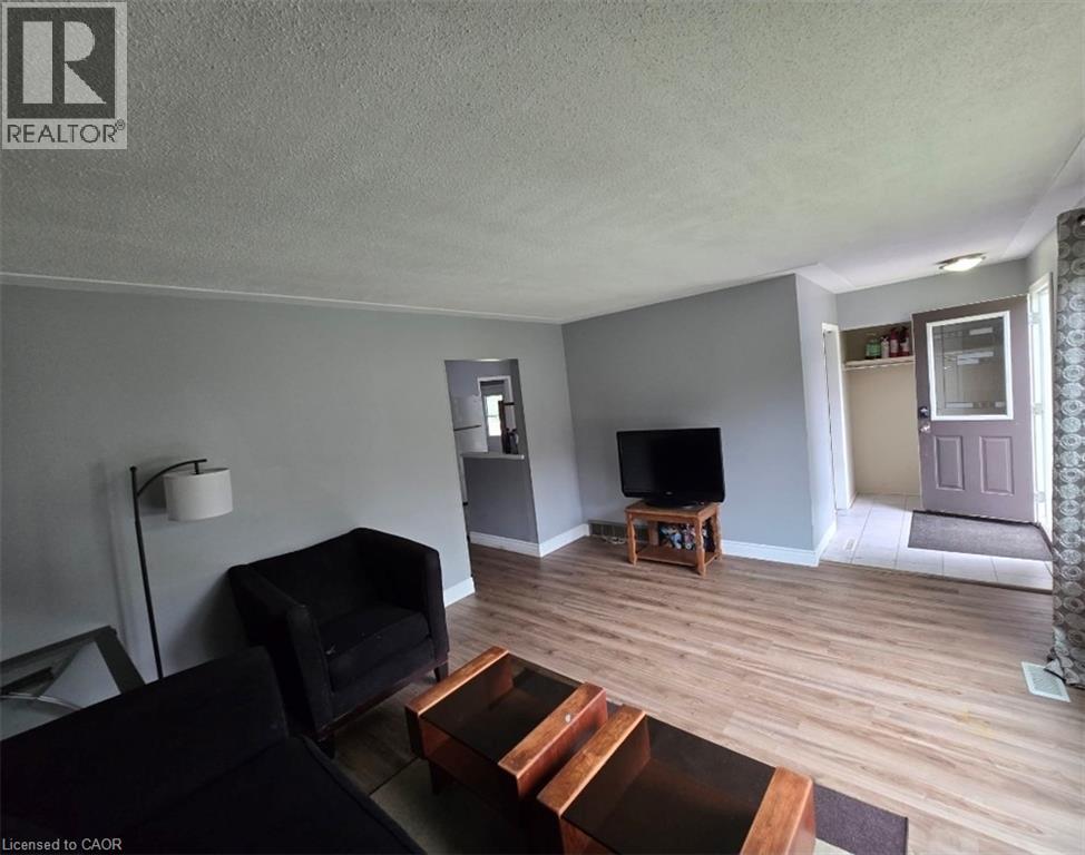 409 Castlegrove Place Property Photo 3