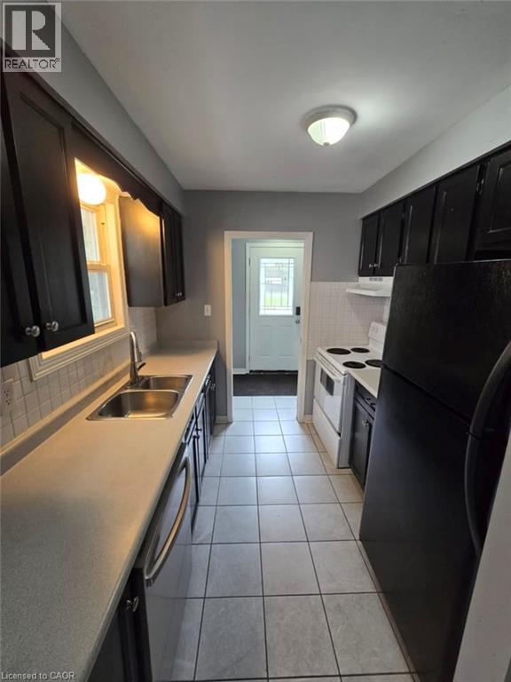 409 Castlegrove Place Property Photo 5