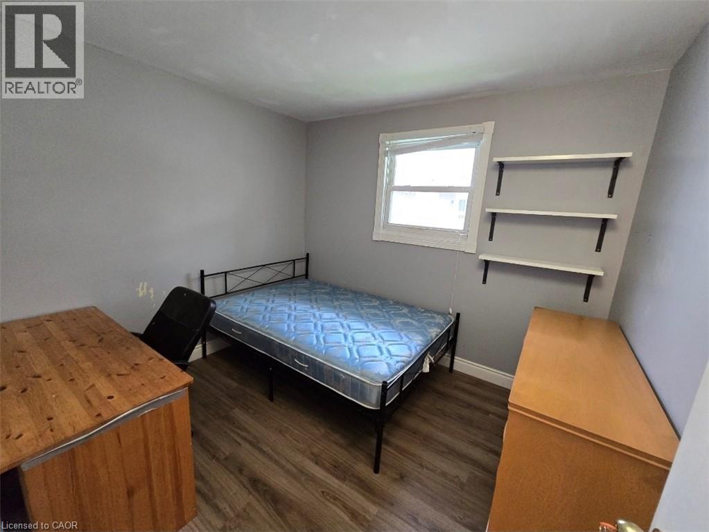 409 Castlegrove Place Property Photo 11