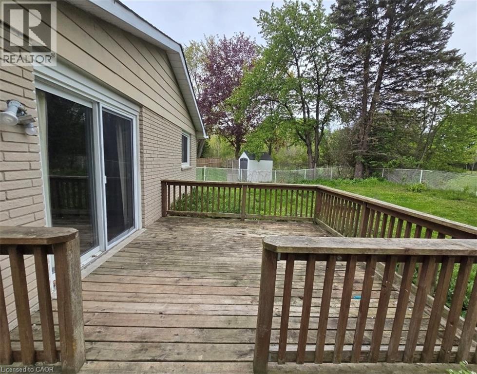 409 Castlegrove Place Property Photo 21