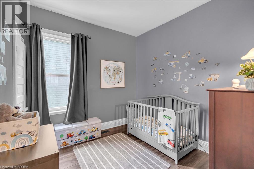 25 Usher Street Property Photo 16