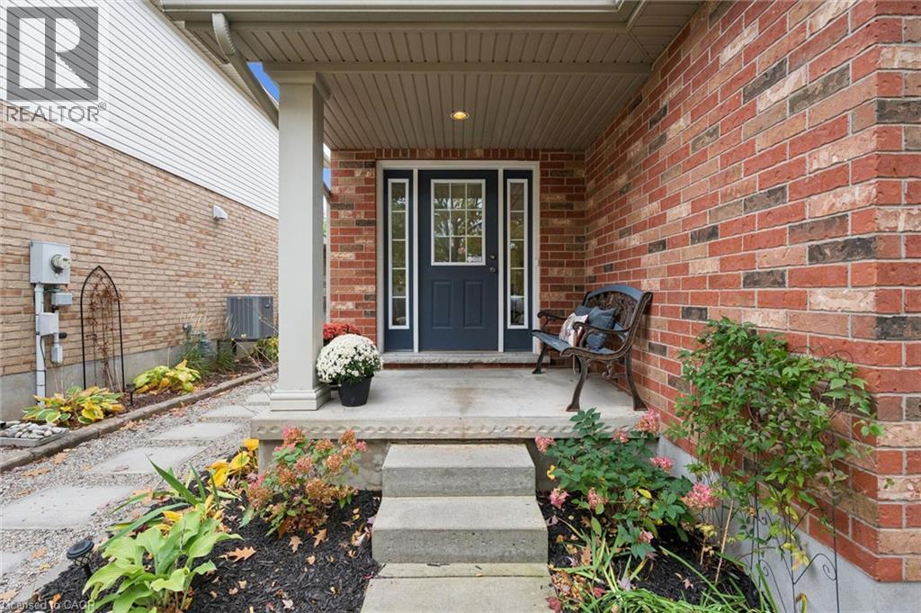 8 Walker Way Property Photo 5
