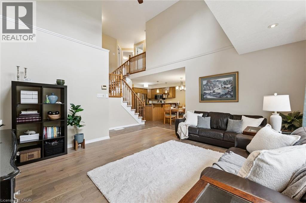 8 Walker Way Property Photo 10