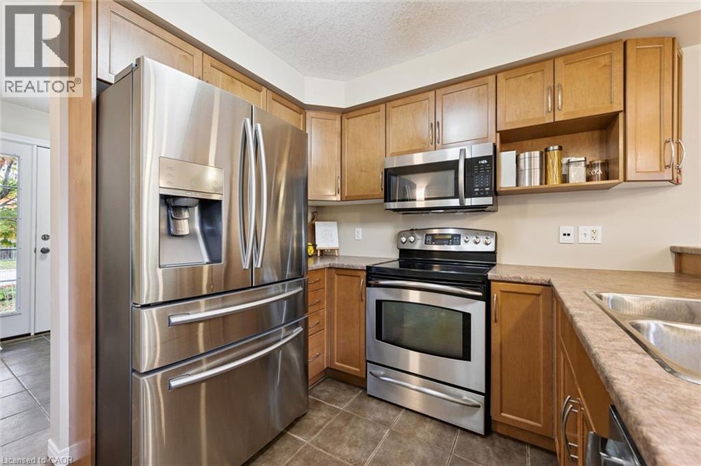 8 Walker Way Property Photo 12