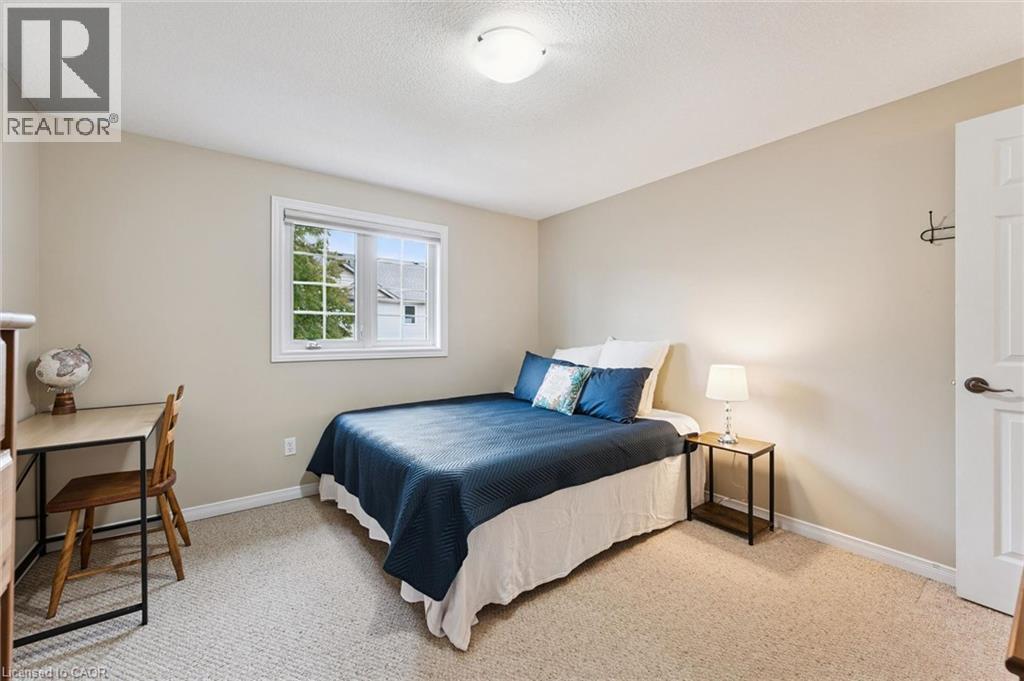 8 Walker Way Property Photo 19