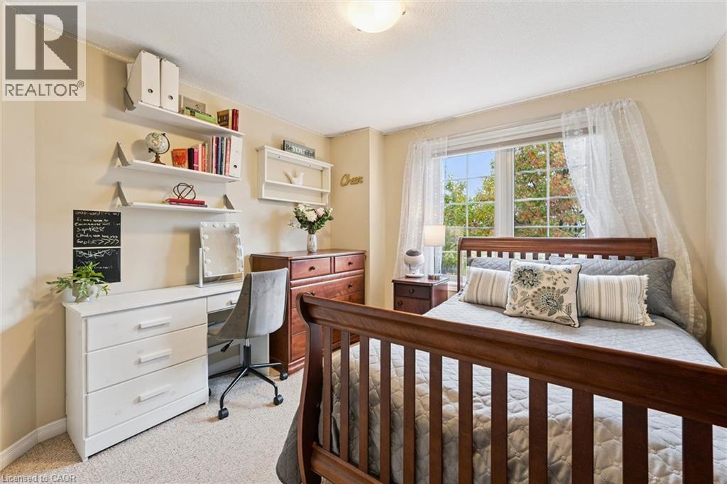 8 Walker Way Property Photo 21