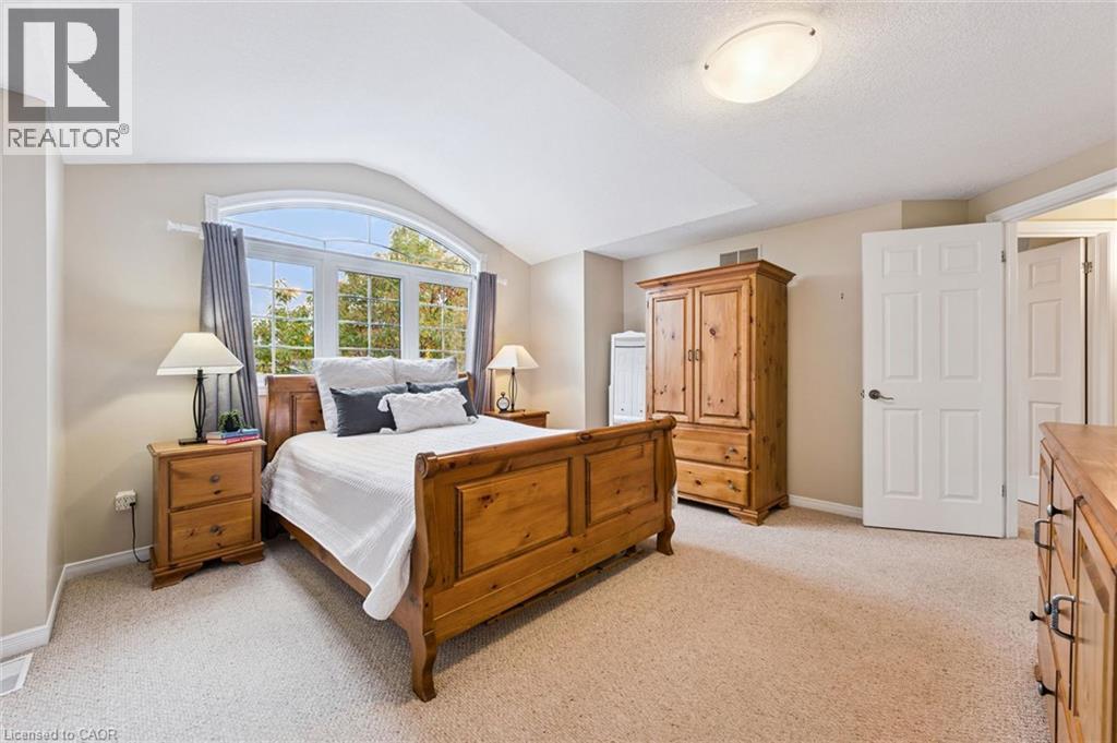 8 Walker Way Property Photo 24