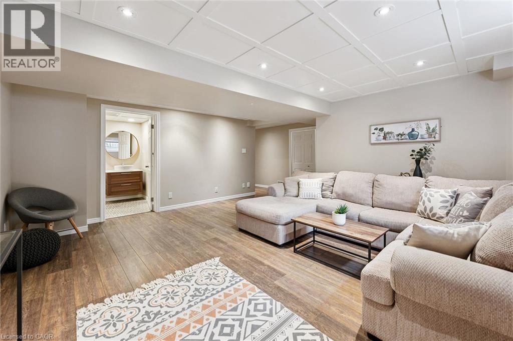 8 Walker Way Property Photo 30
