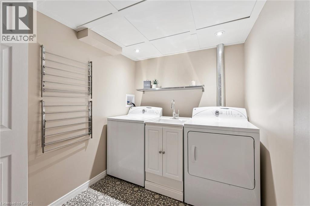 8 Walker Way Property Photo 33