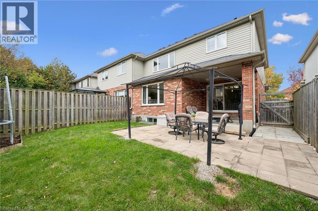 8 Walker Way Property Photo 37