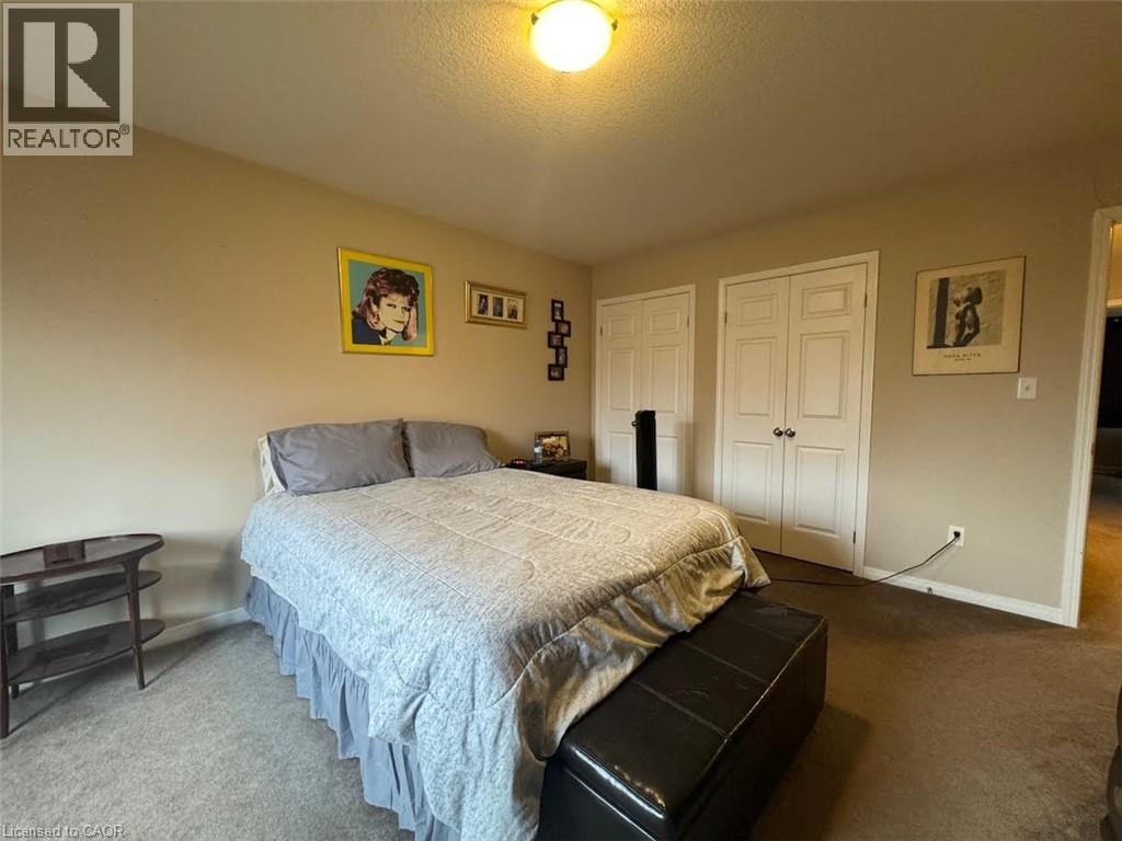 200 Maitland Street Property Photo 2
