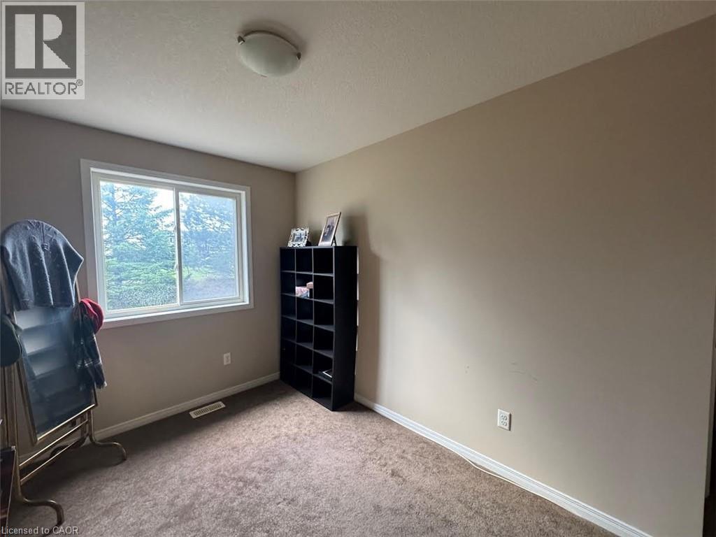 200 Maitland Street Property Photo 7
