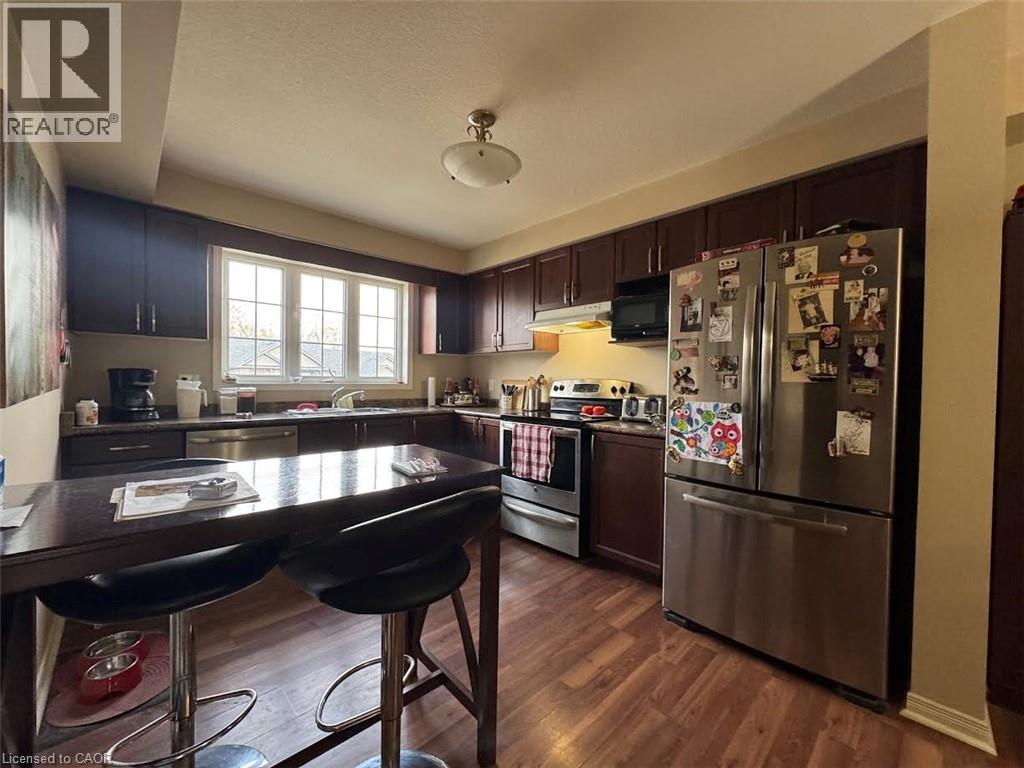 200 Maitland Street Property Photo 9