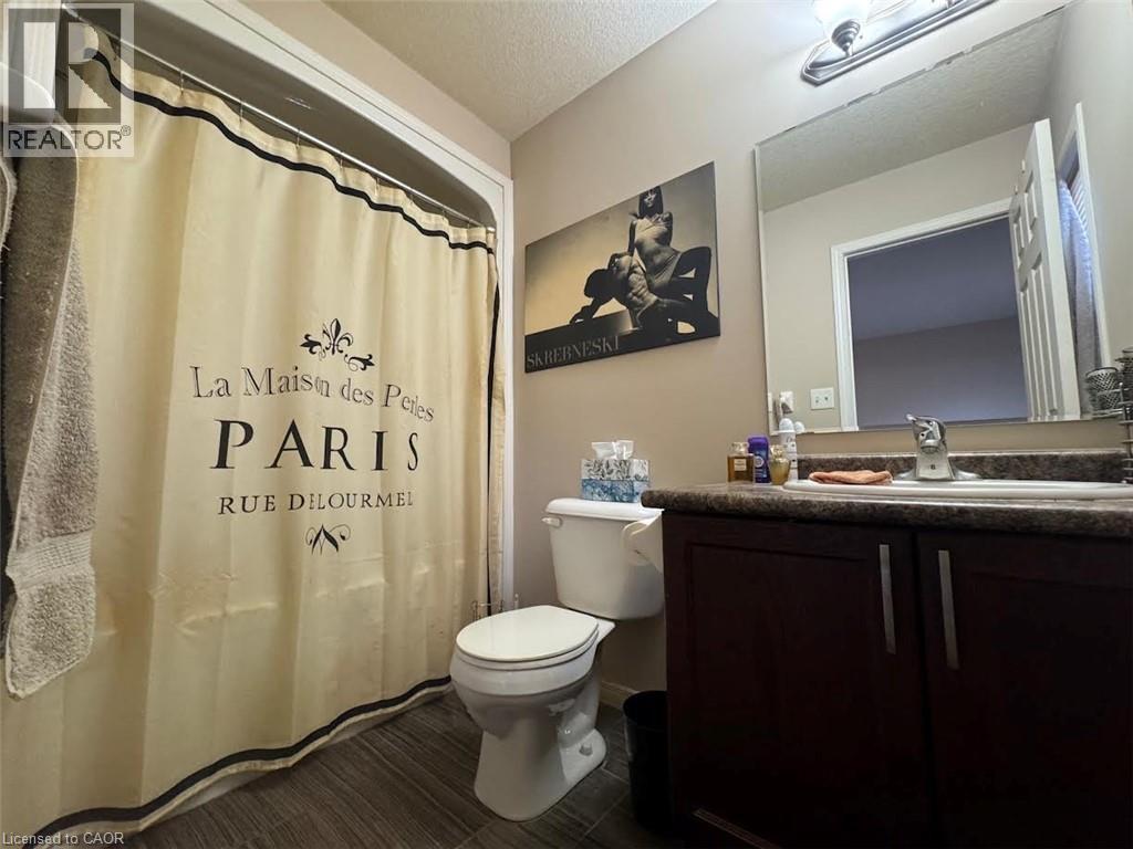 200 Maitland Street Property Photo 11