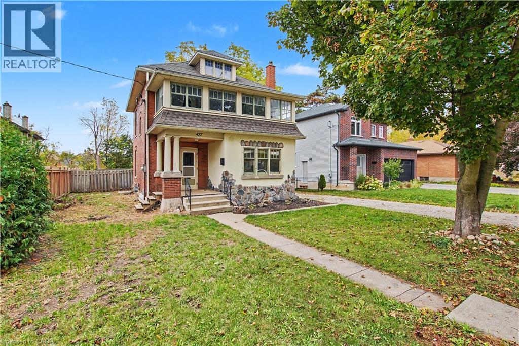 437 Garden Street Property Photo 3