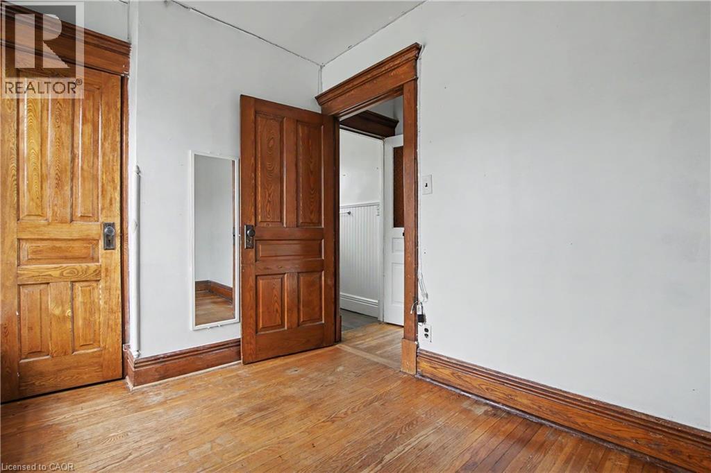 437 Garden Street Property Photo 13
