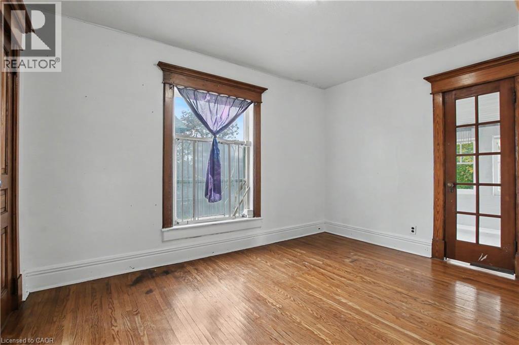 437 Garden Street Property Photo 14