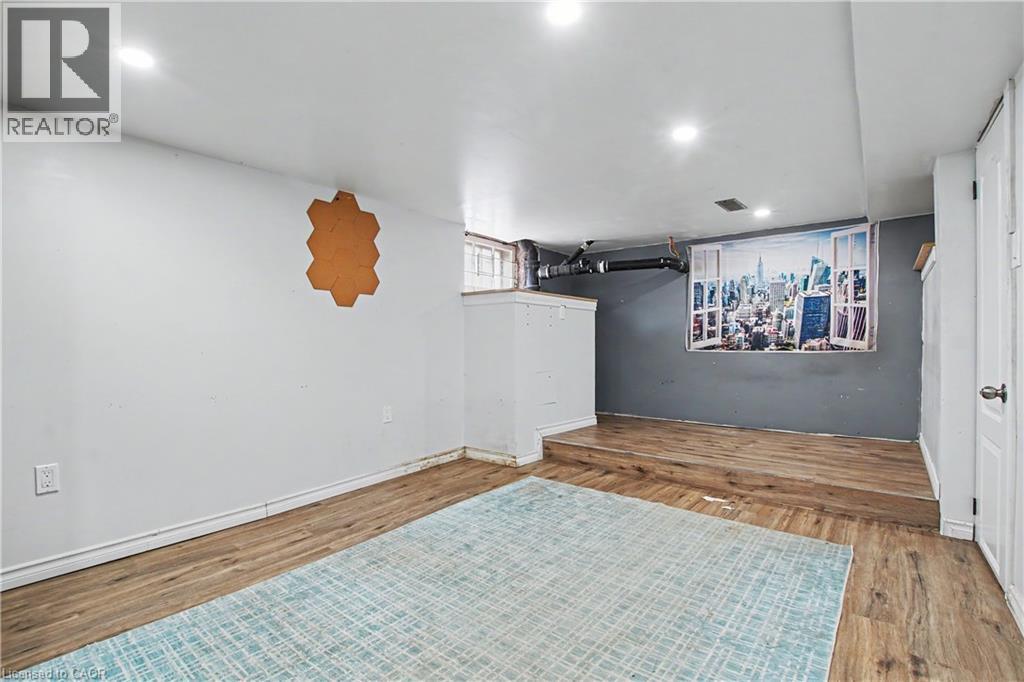 437 Garden Street Property Photo 20