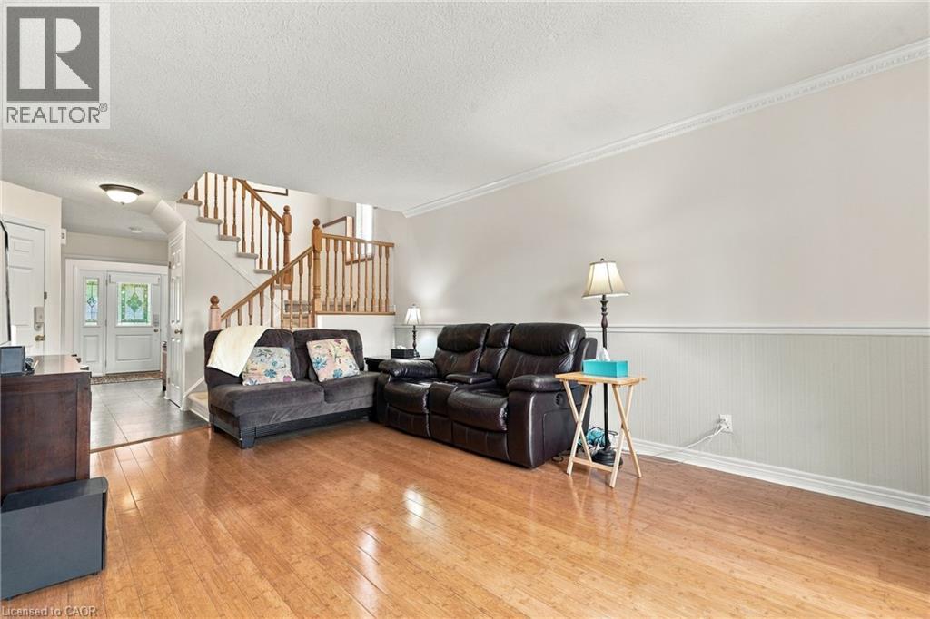 99 Stiefelmeyer Crescent Property Photo 10