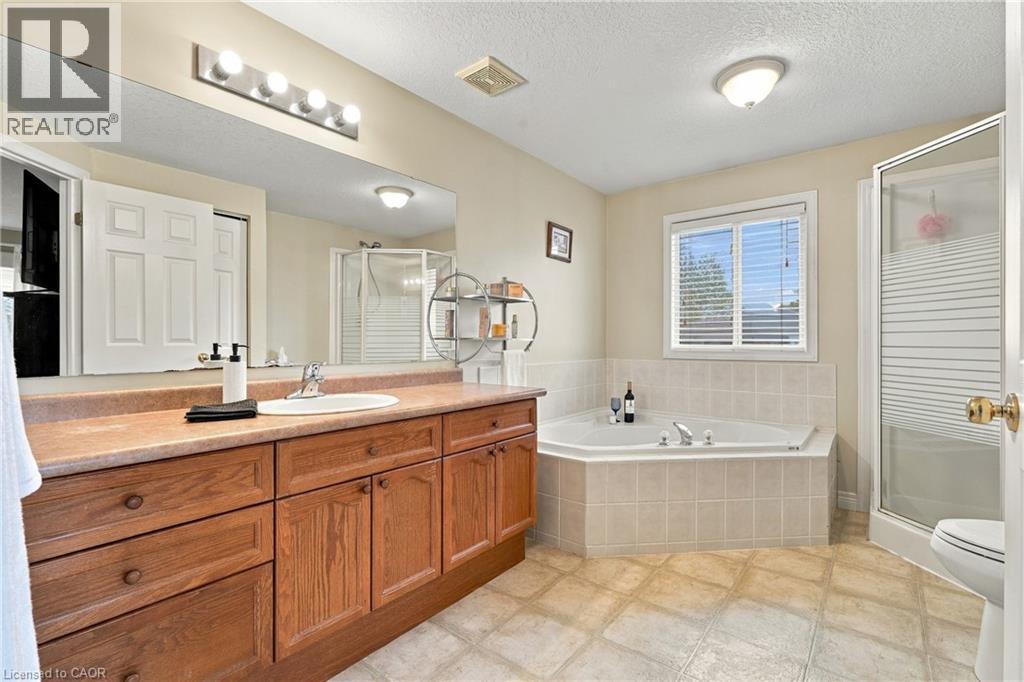 99 Stiefelmeyer Crescent Property Photo 27