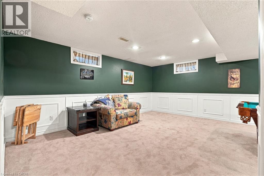 99 Stiefelmeyer Crescent Property Photo 32