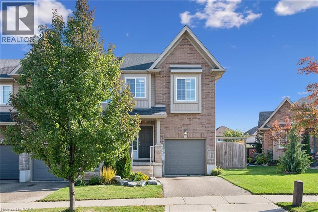 959 Zeller Crescent Property Photo 1